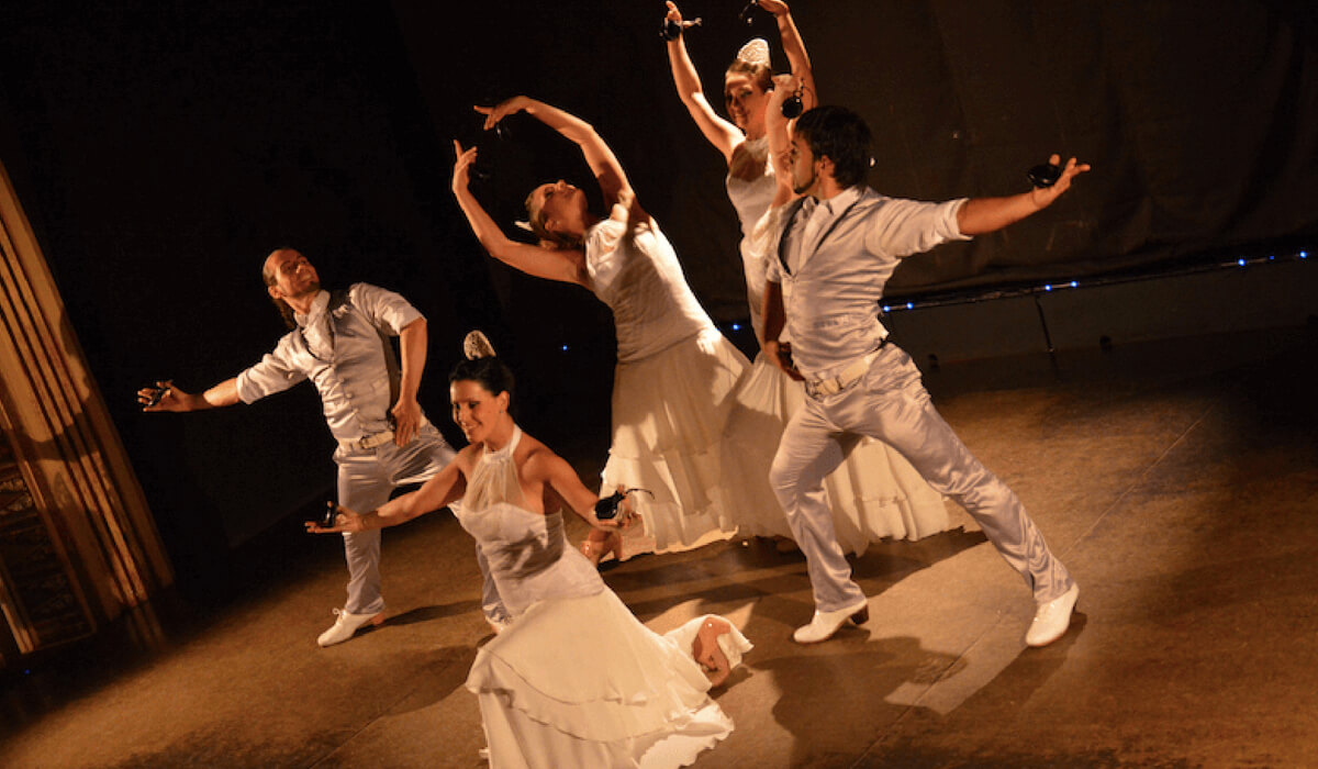 wallpapers Flamenco Gif castanets flamenco gif gfycat