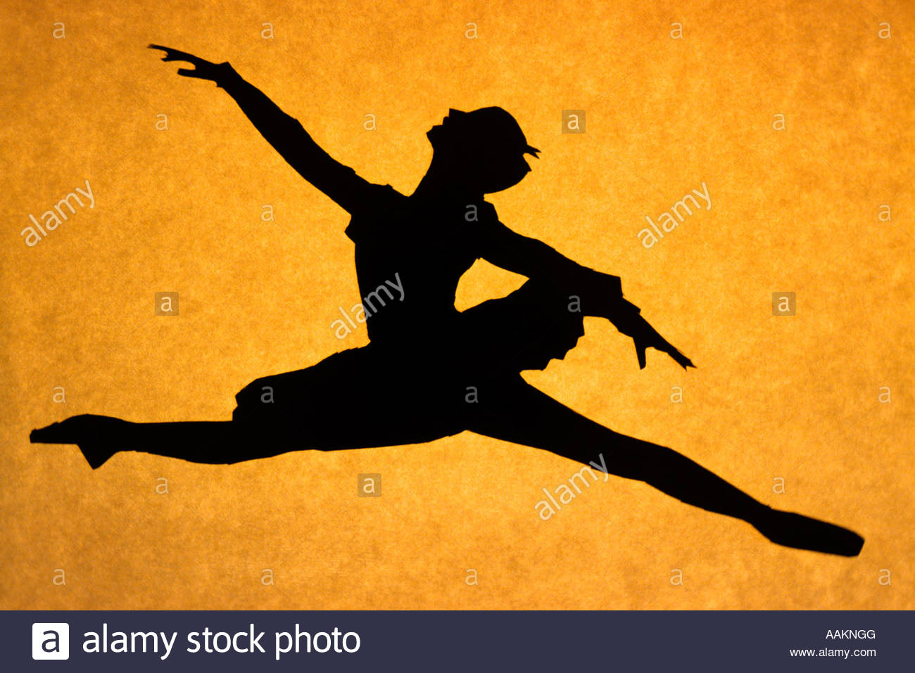 wallpapers Grand Jete Silhouette crafty stencils