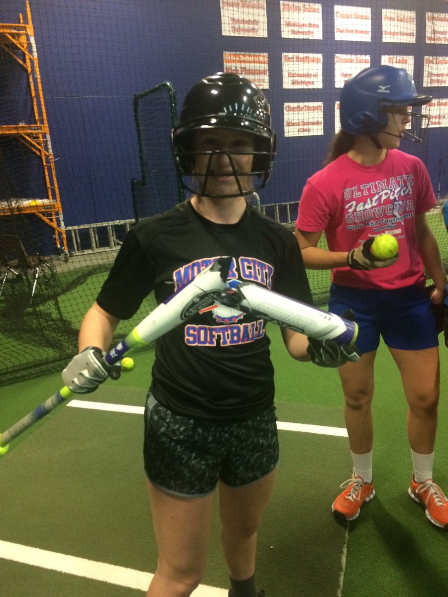 photo Hit Dogs Softball motor city hit dogs softball academy