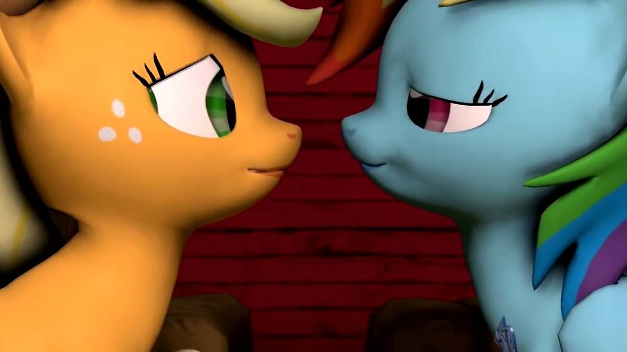 pix My Little Pony Kissing On The Lips my little pony comic dubs apple kiss
