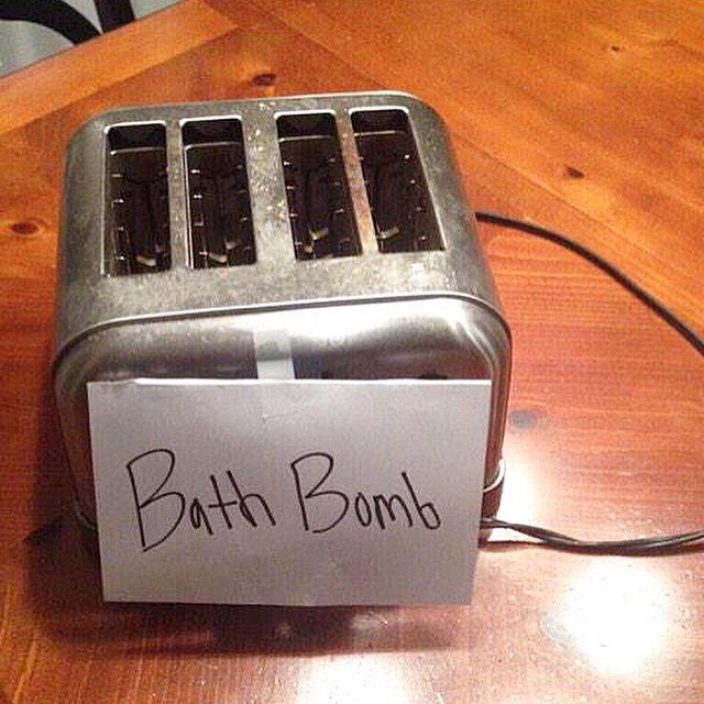 wallpapers Toaster Bath Bomb last bath bomb toaster smart toaster oven