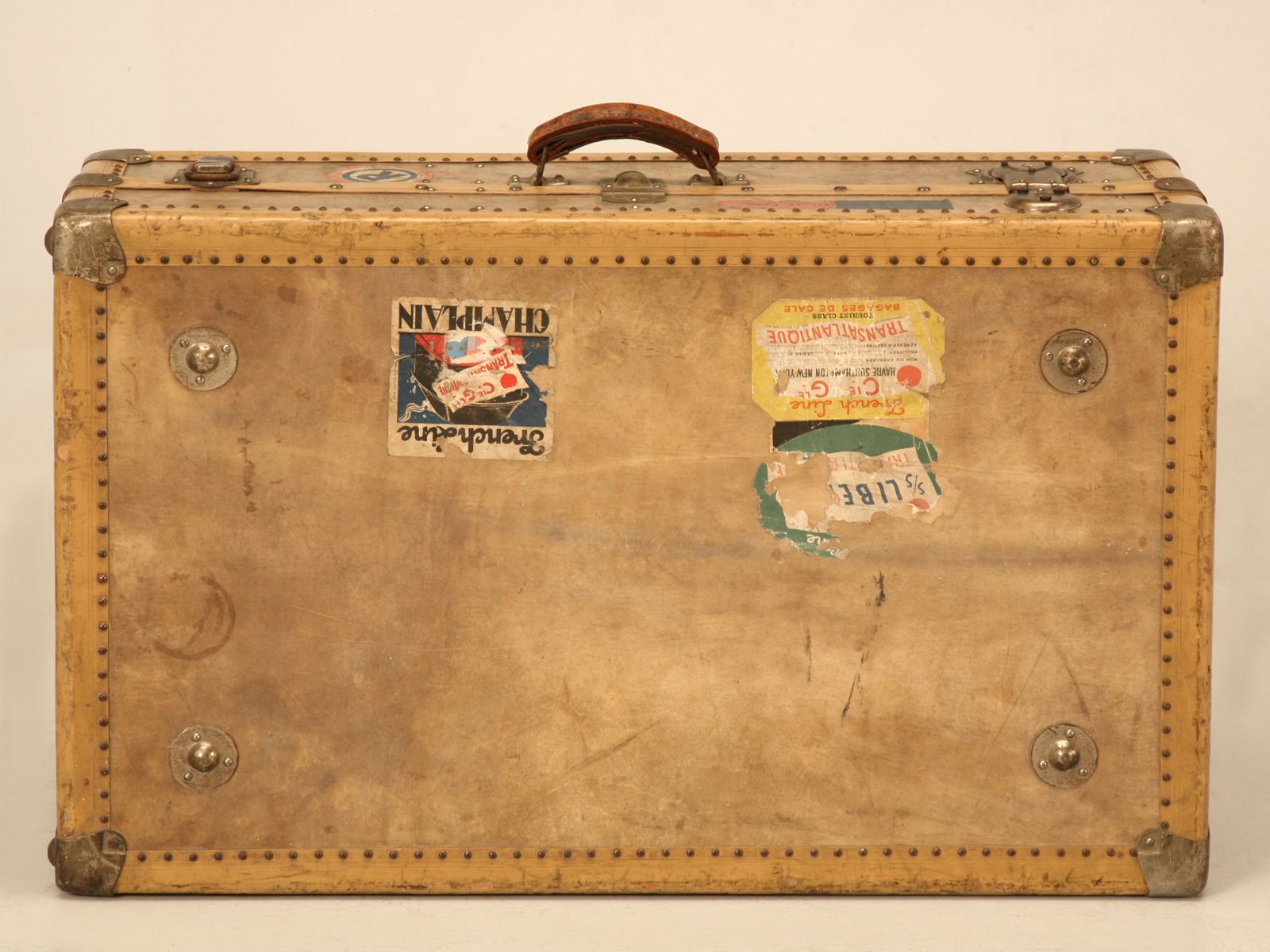 pic Vintage Suitcase Clipart vintage suitcase stock illustration